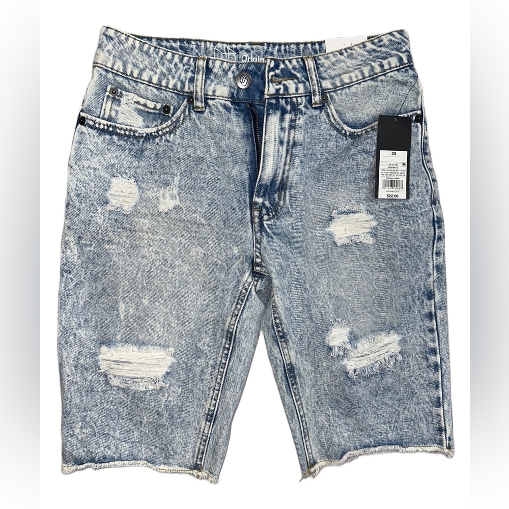 💙❤️ New distressed boy short size 28